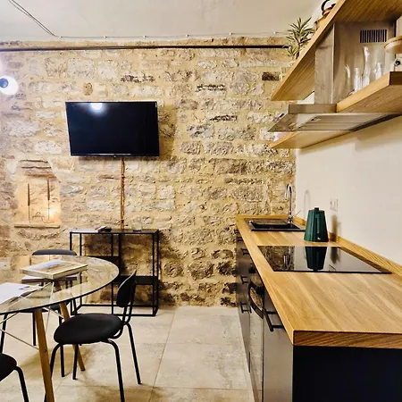 Loft In *